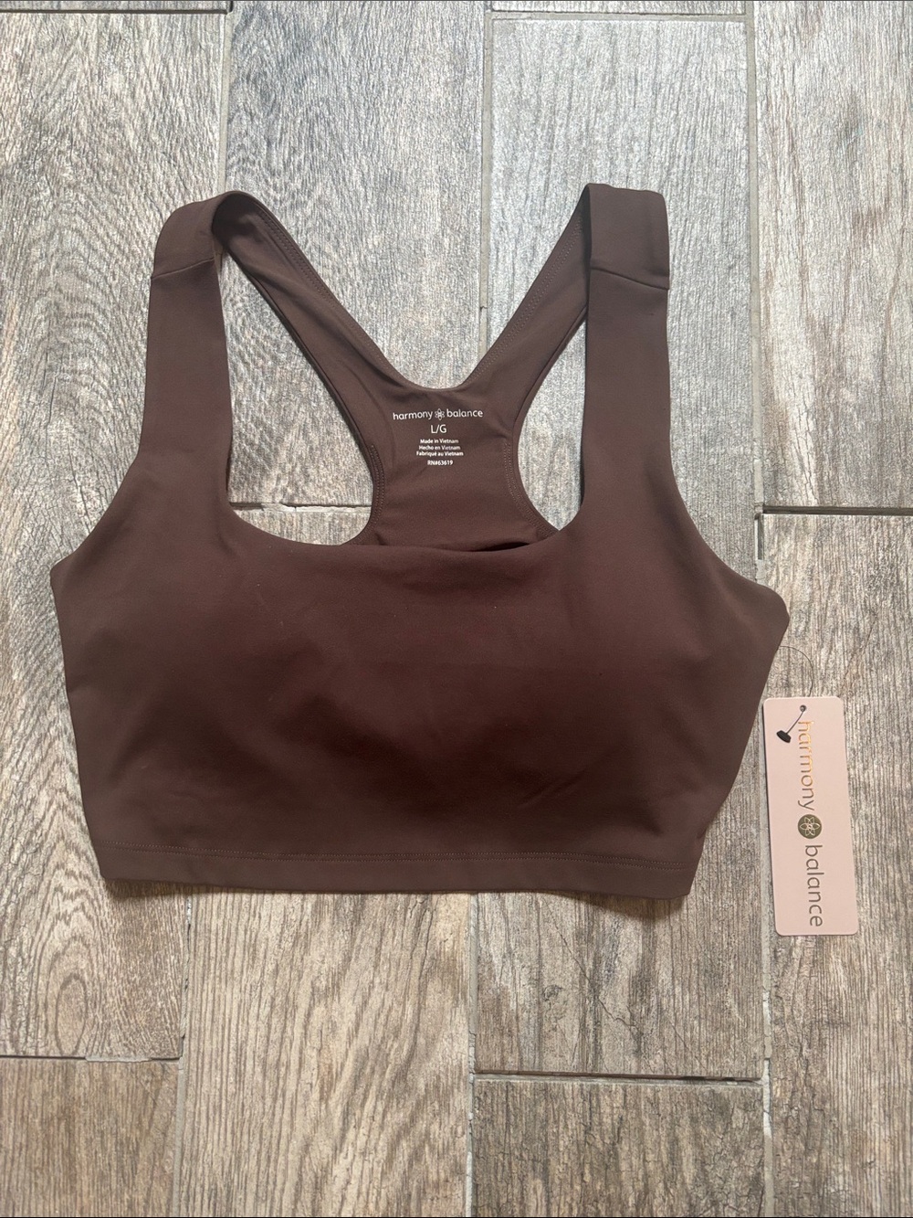 Harmony & Balance Women’s Brown Seamless Sports Bra.